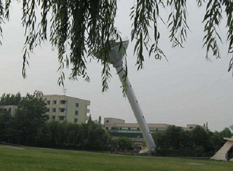 水塔拆除只看施工價(jià)格有多大的隱患？