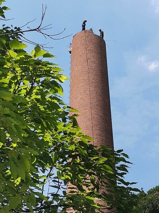 煙囪拆除公司 水泥煙囪是怎么拆除的？