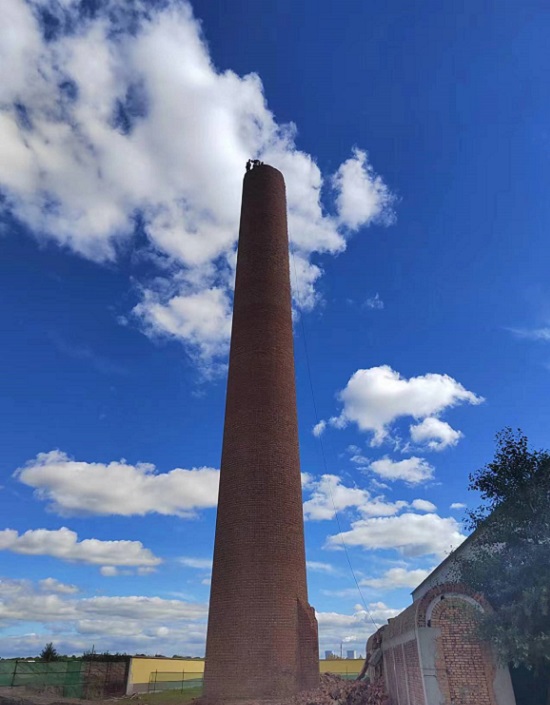 煙囪拆除公司:優(yōu)質(zhì)廠家,誠(chéng)信服務(wù)